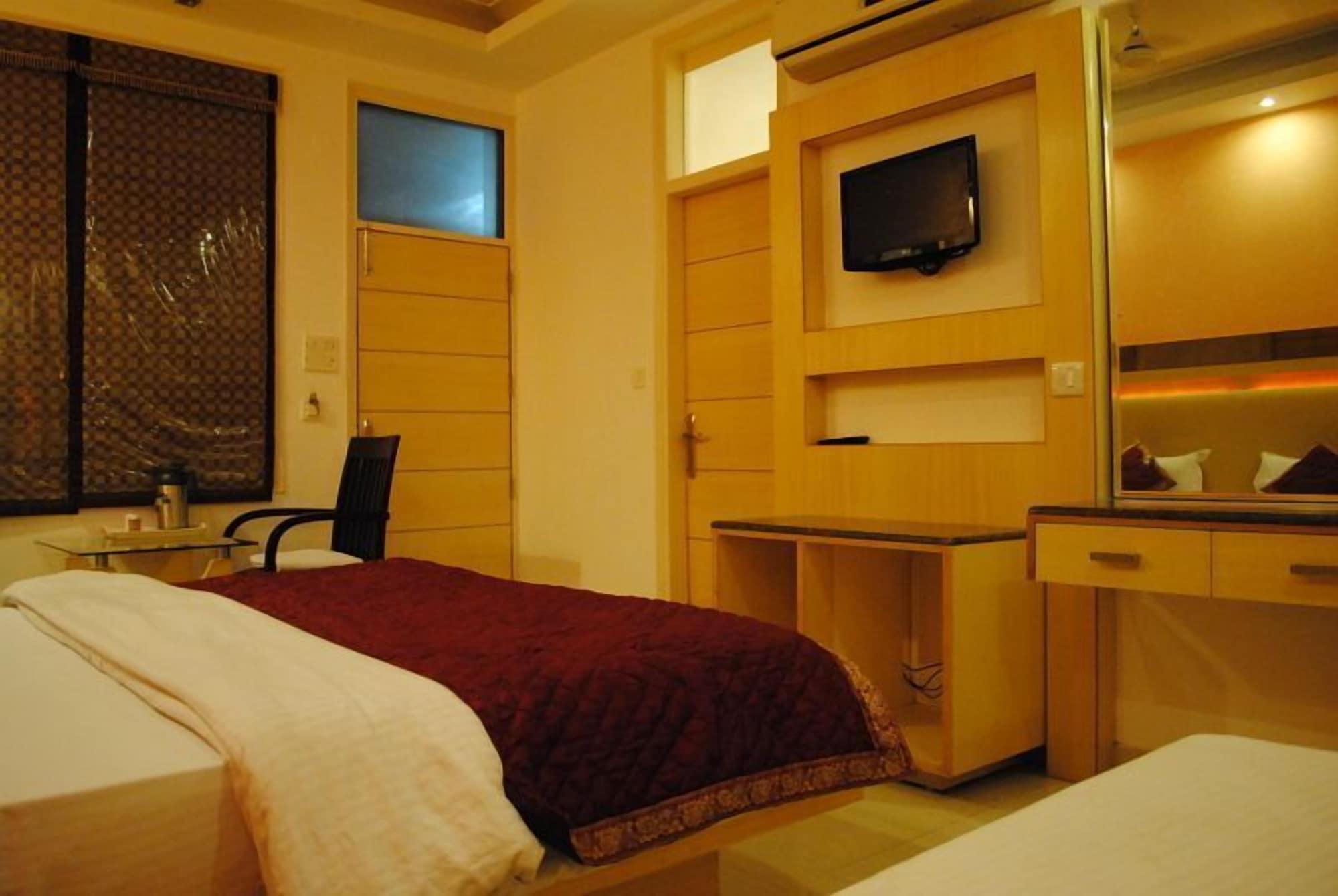 Hotel Baba Deluxe Near New Delhi Railway Station And City Center -By Rcg Hotels Nova Deli Exterior foto