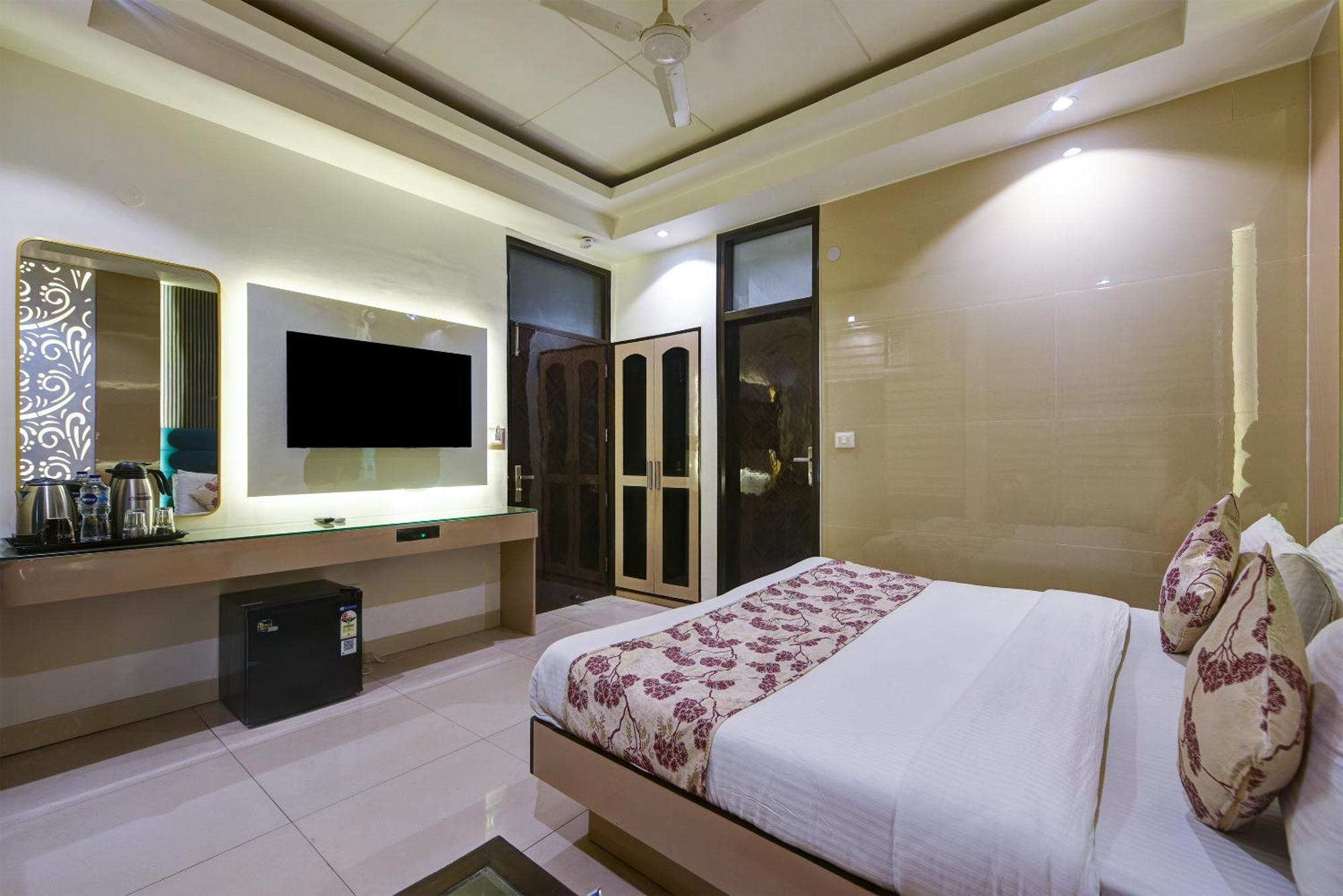 Hotel Baba Deluxe Near New Delhi Railway Station And City Center -By Rcg Hotels Nova Deli Exterior foto