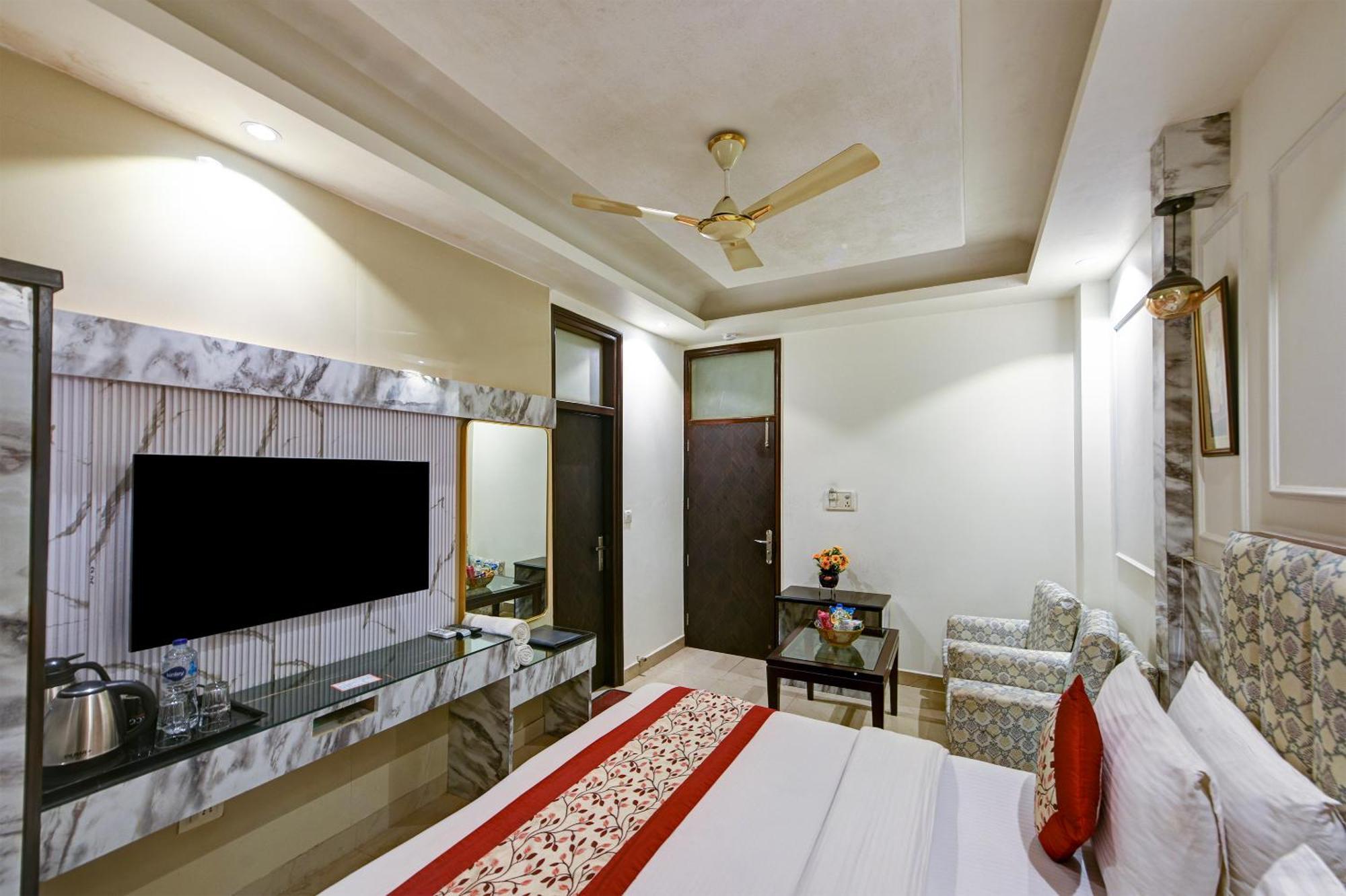 Hotel Baba Deluxe Near New Delhi Railway Station And City Center -By Rcg Hotels Nova Deli Exterior foto